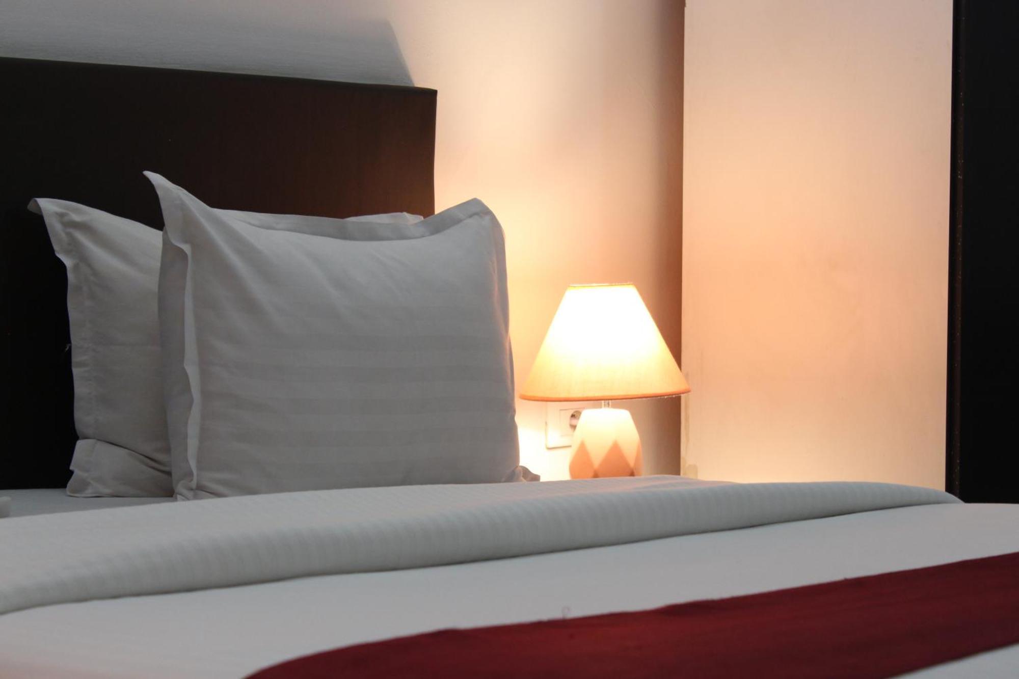 Hotel Belle Vie 金沙萨 外观 照片