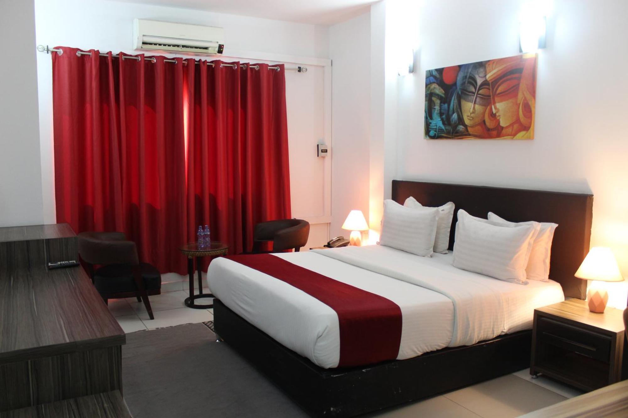 Hotel Belle Vie 金沙萨 外观 照片
